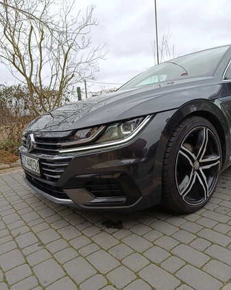 Volkswagen Arteon cena 118000 przebieg: 163000, rok produkcji 2017 z Szczecin małe 92